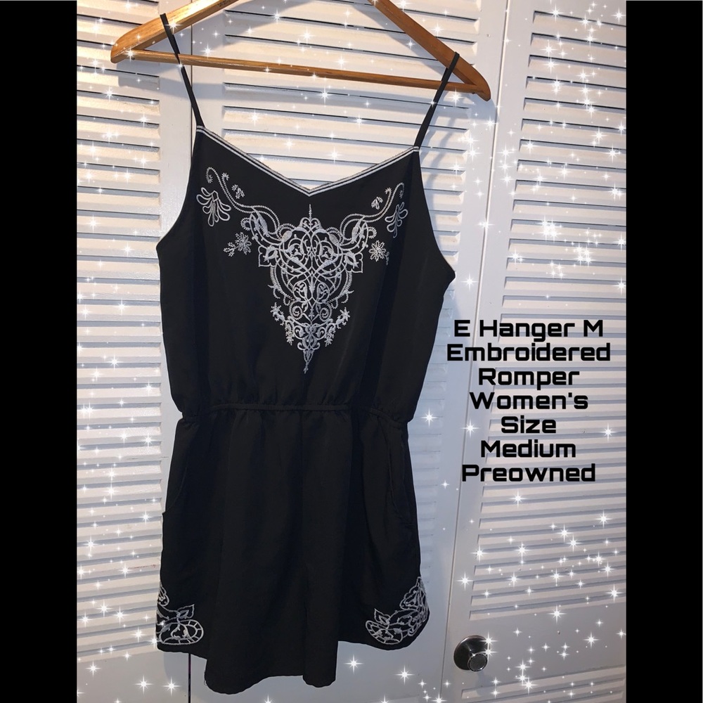 E Hanger M Embroidered Romper Size Medium Women’s